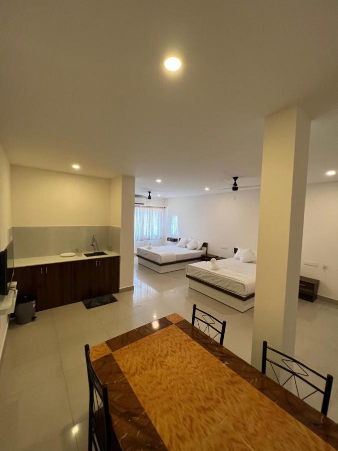 Heres Haut Residency Kochi Exterior foto