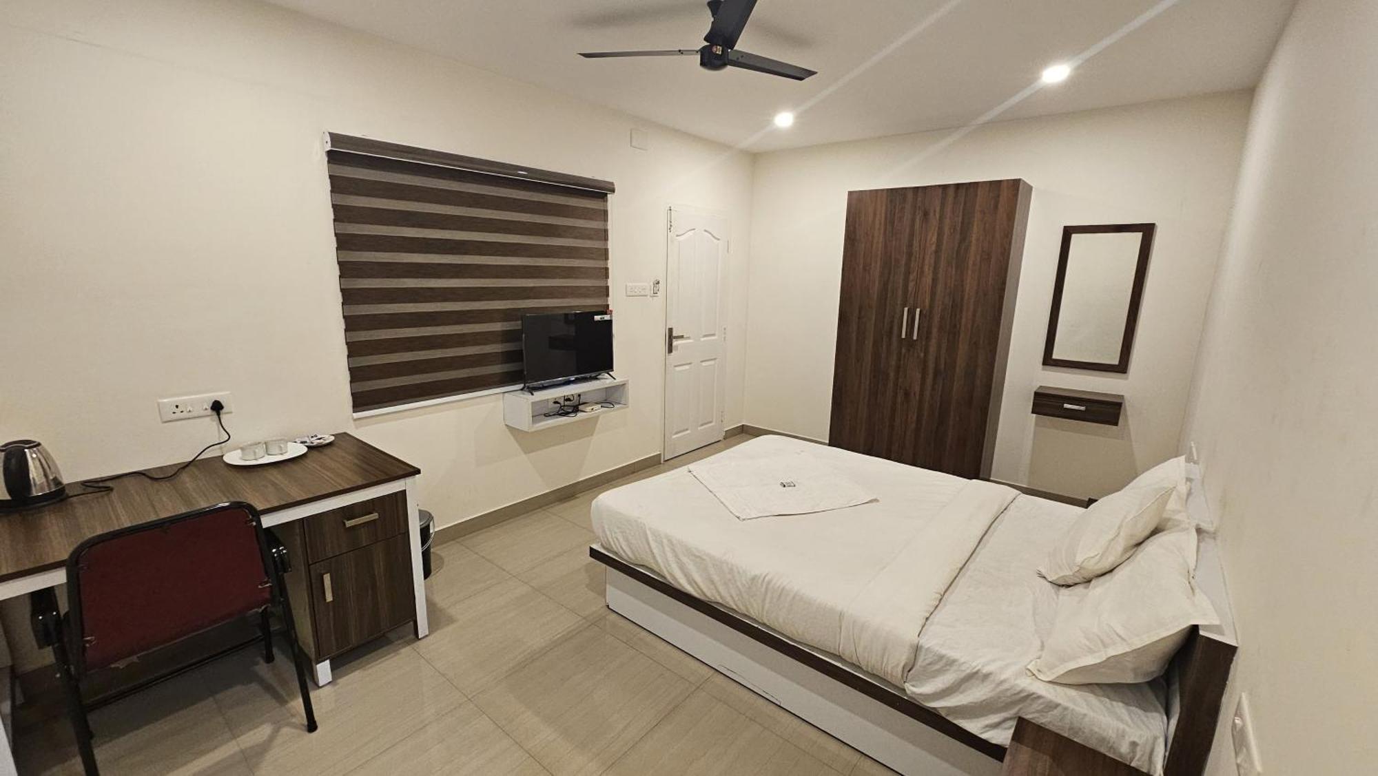 Heres Haut Residency Kochi Exterior foto