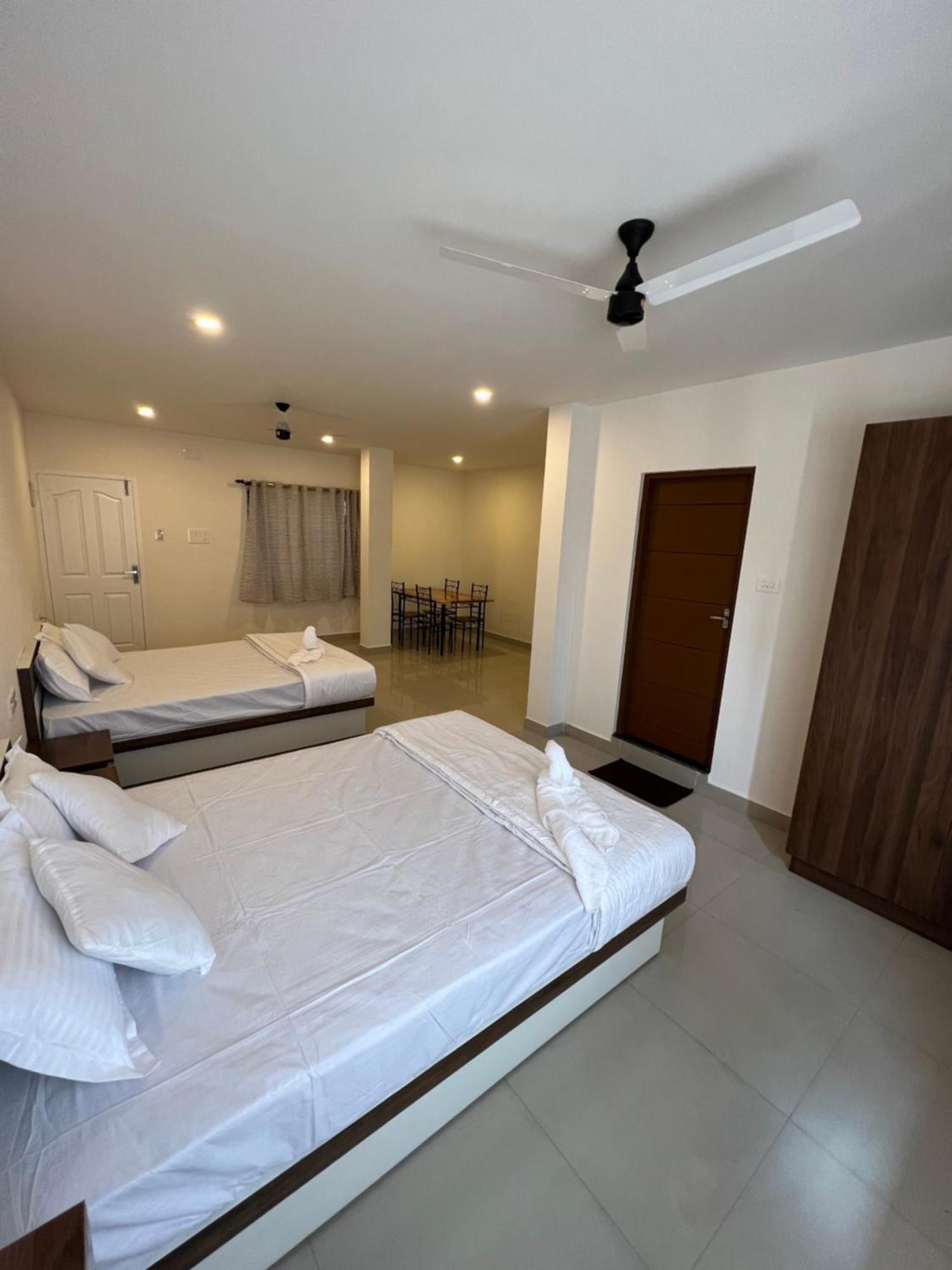 Heres Haut Residency Kochi Exterior foto