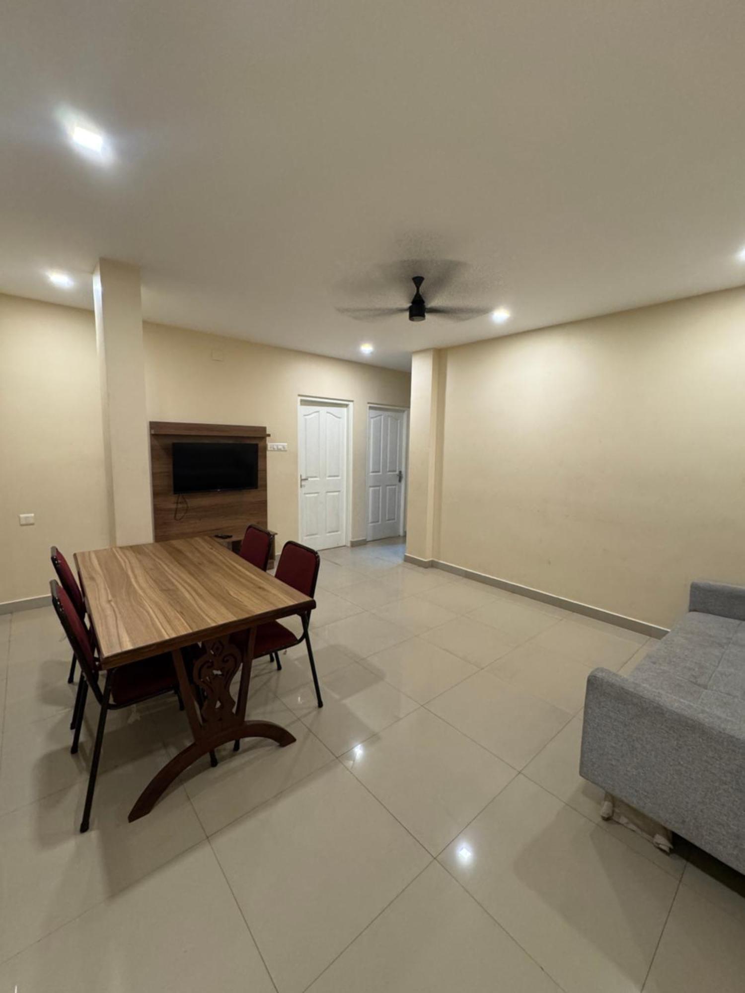 Heres Haut Residency Kochi Exterior foto