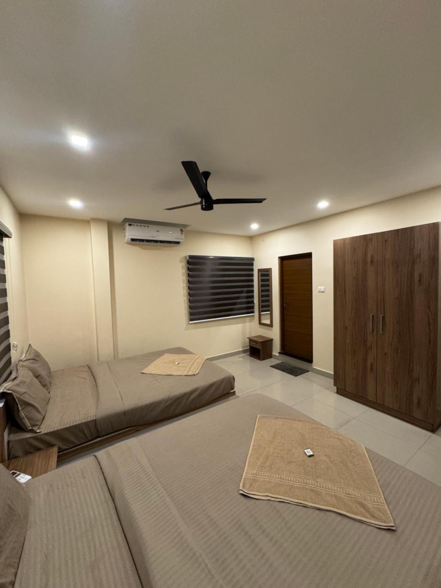 Heres Haut Residency Kochi Exterior foto