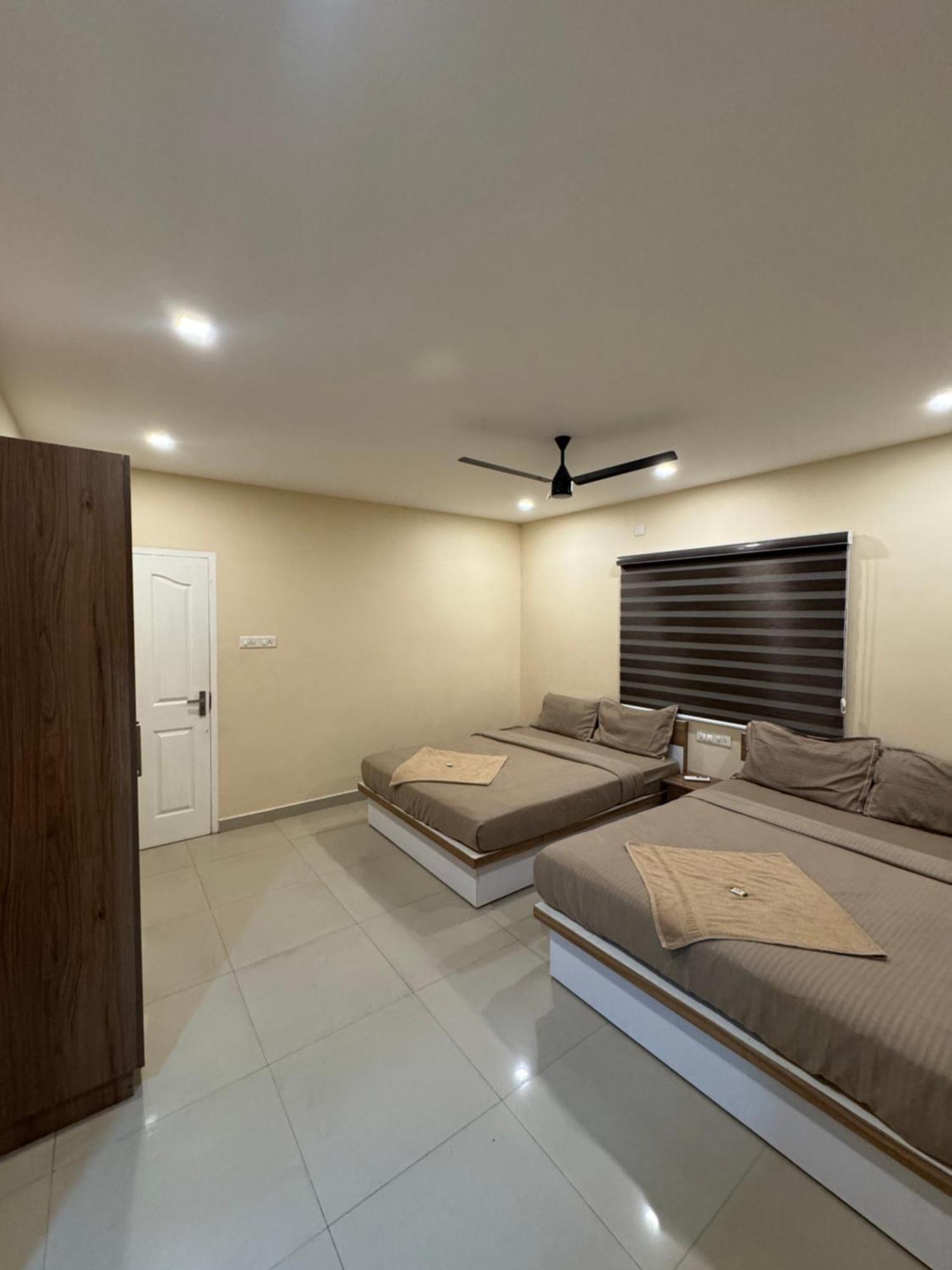 Heres Haut Residency Kochi Exterior foto