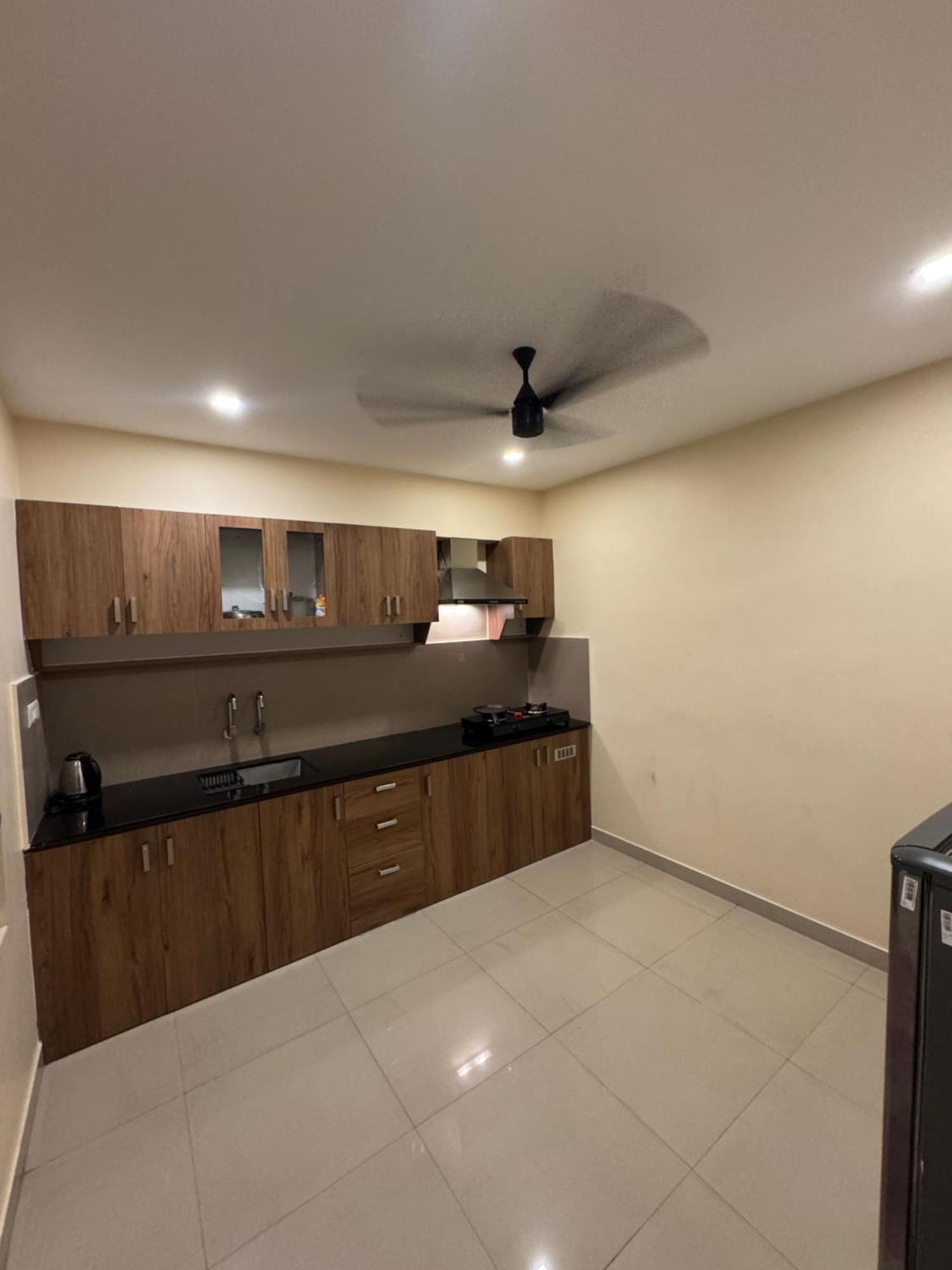 Heres Haut Residency Kochi Exterior foto